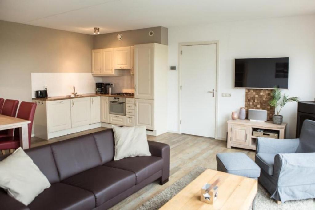 Weidevilla Xxxl Hollum  Buitenkant foto