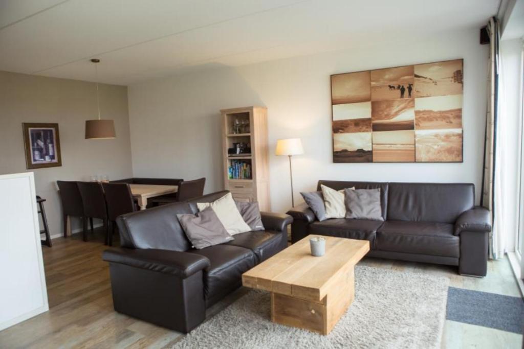 Weidevilla Xxxl Hollum  Buitenkant foto